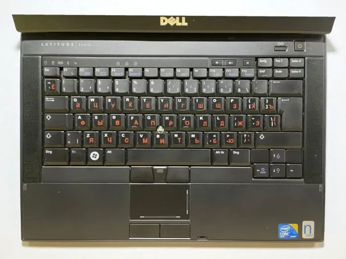 Ноутбук Dell Latitude E6410 / 14" (1440x900) TN / Intel Core i7-640M (2 (4) ядра по 2,8 - 3,46 ГГц) / 4 ГБ DDR3 / 320 ГБ HDD / nVidia NVS 3100M, 512 МБ GDDR3, 64-біт / АКБ не тримає заряд б/в - зображення 3