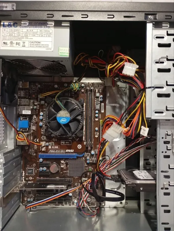 ПК Asus Vento A8 Tower / Intel Core i5-2400 (4 ядра по 3.1 - 3.4 GHz) / 8 GB DDR3 / 320 GB HDD / Intel HD Graphics 2000 / 350W б/в - зображення 5