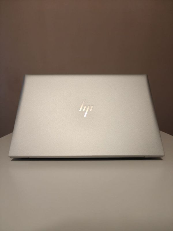 Ультрабук Б-клас HP EliteBook 840 G8 / 14" (1920x1080) IPS / Intel Core i7-1185G7 (4 (8) ядра по 3.0 - 4.8 GHz) / 16 GB DDR4 / 256 GB SSD / Intel Iris Xe Graphics / WebCam / TouchID / Windows 10 б/в - зображення 6