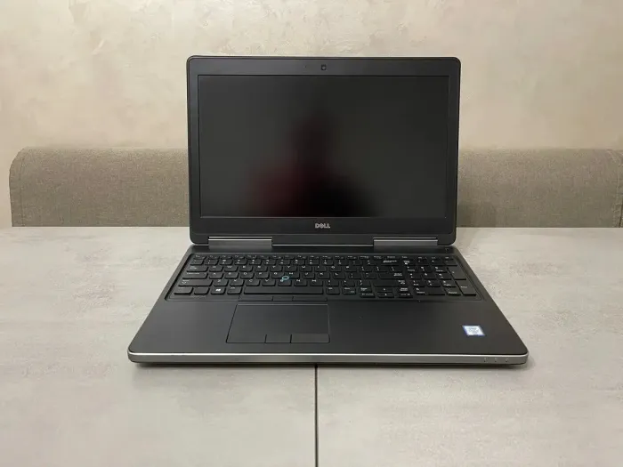 Мобільна робоча станція Б-клас Dell Precision 7510 / 15.6" (1920x1080) IPS / Intel Core i7-6820HQ (4 (8) ядра по 2.7 - 3.6 GHz) / 16 GB DDR4 / 512 GB SSD / nVidia Quadro M1000M, 2 GB GDDR5, 128-bit / WebCam / miniDP / HDMI б/в - зображення 5