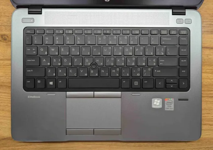 Ноутбук HP EliteBook 840 G1 / 14" (1366x768) TN / Intel Core i7-4600U (2 (4) ядра по 2.1 - 3.3 GHz) / 8 GB DDR3 / 240 GB SSD / Intel HD Graphics 4400 / Fingerprint / WebCam / Windows 10 б/в - зображення 3