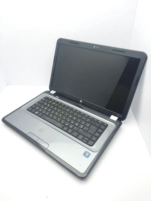Ноутбук HP Pavilion g6-1000 / 15.6" (1366x768) TN LED / AMD A4-3300M (2 ядра по 1.9 - 2.5 GHz) / 4 GB DDR3 / 750 GB HDD / AMD Radeon HD 6480G / WebCam б/в - зображення 4