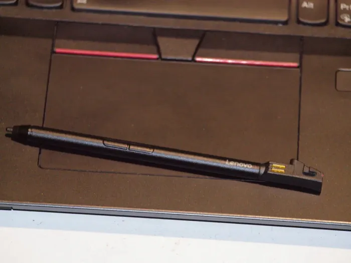 Ультрабук-трансформер Lenovo Thinkpad L13 Yoga Gen 2 / 13.3" (1920x1200) IPS Touch / Intel Core i5-1135G7 (4 (8) ядра по 2.4 - 4.2 GHz) / 8 GB DDR4 / 256 GB SSD M.2 / Intel Iris Xe Graphics / WebCam / Стилус / Win 11 б/в - зображення 9