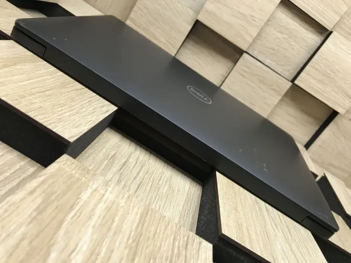 Ноутбук Dell Latitude 7490 / 14" (1920x1080) IPS / Intel Core i5-8350U (4 (8) ядра по 1.7 - 3.6 GHz) / 8 GB DDR4 / 240 GB SSD M.2 / Intel UHD Graphics 620 / WebCam / USB 3.1 / HDMI б/в - зображення 7