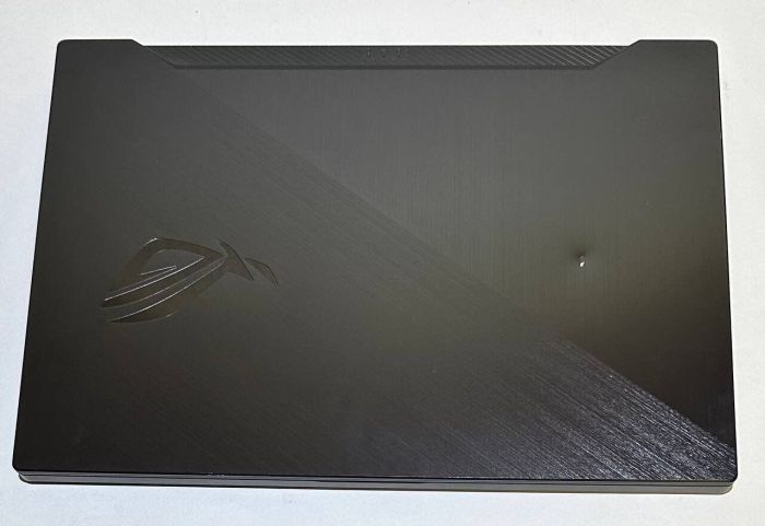 Ігровий ноутбук Б-класу Asus ROG Zephyrus GA502DU / 15,6" (1920x1080) IPS / AMD Ryzen 7 3750H (4 (8) ядра по 2,3 - 4,0 ГГц) / 16 ГБ DDR4 / 512 ГБ SSD / nVidia GeForce GTX 1660 Ti Max-Q, 6 ГБ GDDR6, 192-біт б/в - зображення 2