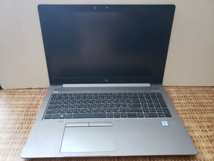 Мобільна робоча станція Б-класу HP ZBook 15u G6 / 15,6" (1920x1080) IPS / Intel Core i7-8665U (4 (8) ядра по 1.9 - 4.8 GHz) / 16 GB DDR4 / 512 GB SSD / AMD Radeon Pro WX 3200, 4 GB GDDR5, 128-bit / WebCam б/в - зображення 2
