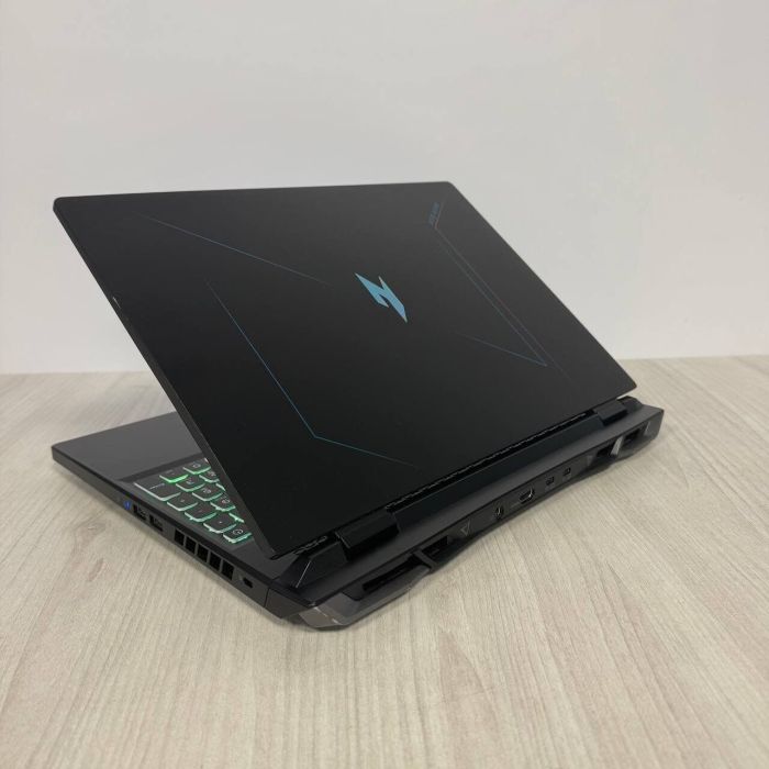 Ігровий ноутбук Б-класу Acer Nitro 16 AN16-41 / 16" (2560x1600) IPS / AMD Ryzen 7 7840HS (8 (16) ядер по 3,8 - 5,1 ГГц) / 32 ГБ DDR5 / 1000 ГБ SSD NVMe / nVidia GeForce RTX 4070, 8 ГБ GDDR6, 128-біт / WebCam б/в - зображення 6