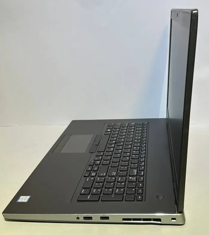 Мобільна робоча станція Dell Precision 7740 / 17,3" (1920x1080) IPS / Intel Core i7-9750H (6 (12) ядер по 2,6 - 4,5 ГГц) / 32 ГБ DDR4 / 256 ГБ SSD + 256 ГБ SSD / nVidia Quadro RTX 4000, 8 ГБ GDDR6, 256-біт / WebCam б/в - зображення 5