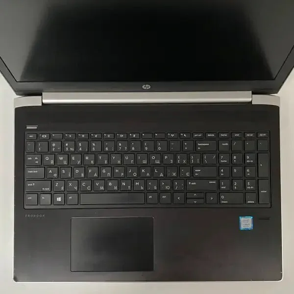 Ноутбук Б-клас HP ProBook 450 G5 / 15.6" (1366x768) TN / Intel Core i5-8250U (4 (8) ядра по 1.6 - 3.4 GHz) / 16 GB DDR4 / 256 GB SSD / Intel UHD Graphics 620 / WebCam / TouchID б/в - зображення 4
