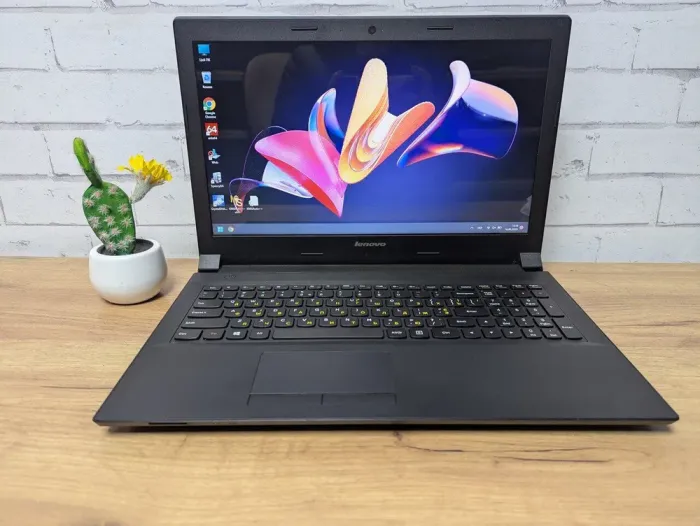 Ноутбук Б-клас Lenovo IdeaPad B50-30 / 15.6" (1366x768) TN / Intel Celeron N2840 (2 ядра по 2.16 - 2.58 GHz) / 8 GB DDR3 / 128 GB SSD / Intel HD Graphics / WebCam б/в - зображення 2