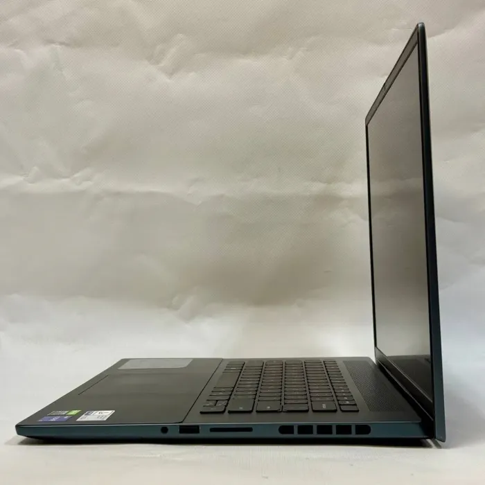 Ігровий ноутбук Б-клас Dell Inspiron 16 Plus 7620 / 16" (3072x1920) IPS / Intel Core i7-12700H (14 (20) ядер по 3.5 - 4.7 GHz) / 16 GB DDR5 / 512 GB SSD M.2 / nVidia GeForce RTX 3050, 4 GB GDDR6, 128-bit / WebCam б/в - зображення 6