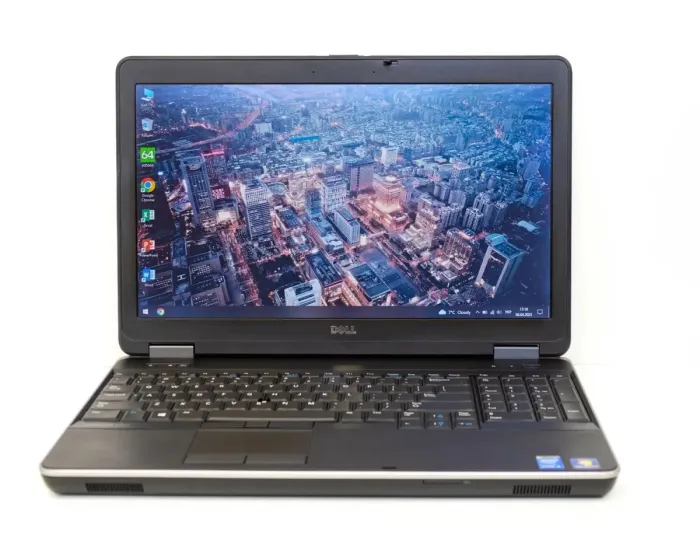 Ноутбук Б-класс Dell Latitude E6540 / 15.6" TN / Intel Core i5-4310M (2(4) ядра по 2.7-3.4 GHz) / 4GB DDR3 / 320GB HDD / HD Graphic 4600 / DVD-ROM / VGA б/в - зображення 2