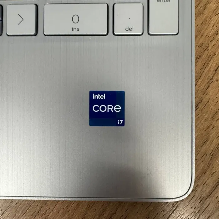 Ультрабук Б-клас HP 15-dy2073dx / 15.6" (1920x1080) IPS Touch / Intel Core i7-1165G7 (4 (8) ядра по 2.8 - 4.7 GHz) / 16 GB DDR4 / 512 GB SSD / Intel Iris Xe Graphics / WebCam б/в - зображення 8