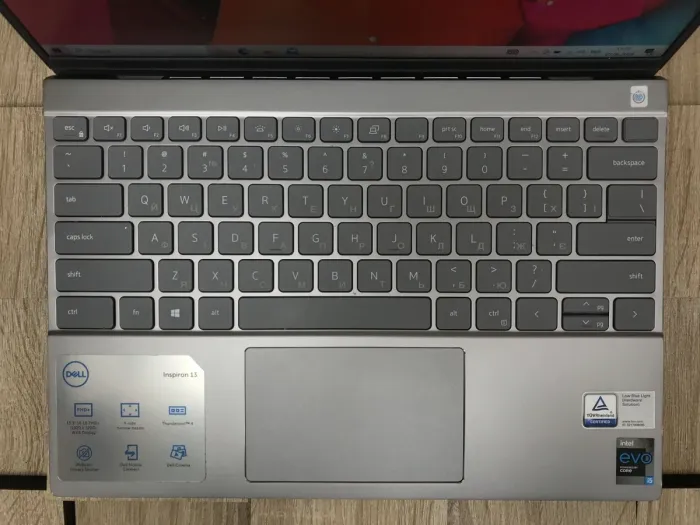 Ультрабук Б-клас Dell Inspiron 13 5310 / 13.3" (1920x1200) IPS / Intel Core i5-11320H (4 (8) ядра по 4.5 GHz) / 16 GB DDR4 / 256 GB SSD M.2 / Intel Iris Xe Graphics / WebCam / Windows 10 б/в - зображення 5