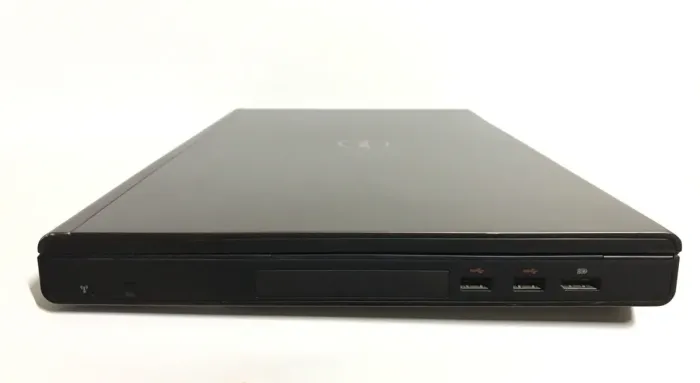 Мобільна робоча станція Dell Precision M6600 / 17,3" (1920x1080) TN / Intel Core i7-2620M (2 (4) ядра по 2,7 - 3,4 ГГц) / 8 ГБ DDR3 / 256 ГБ SSD / nVidia Quadro 3000M, 2 ГБ GDDR5, 256-біт / DVD-ROM б/в - зображення 5