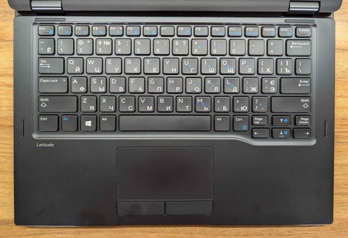 Нетбук-трансформер Dell Latitude 5289 / 12.5" (1920x1080) IPS Touch / Intel Core i7-7600U (2 (4) ядра по 2.8 - 3.9 GHz) / 16 GB DDR3 / 480 GB SSD / Intel HD Graphics 620 / HDMI / WebCam / Windows 10 б/в - зображення 3