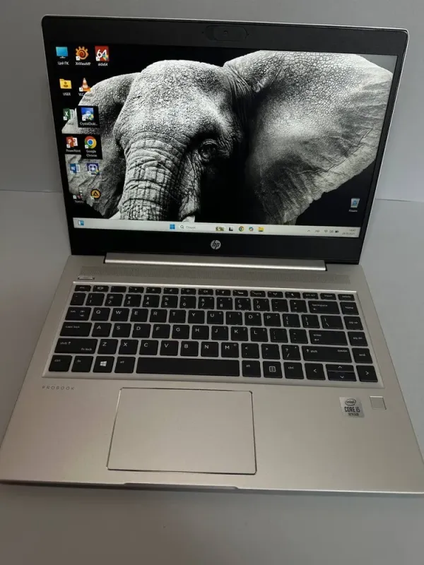 Ультрабук Б-клас HP ProBook 440 G7 / 14" (1920x1080) IPS / Intel Core i5-10210U (4 (8) ядра по 1.6 - 4.2 GHz) / 16 GB DDR4 / 256 GB SSD / Intel UHD Graphics / WebCam б/в - зображення 2