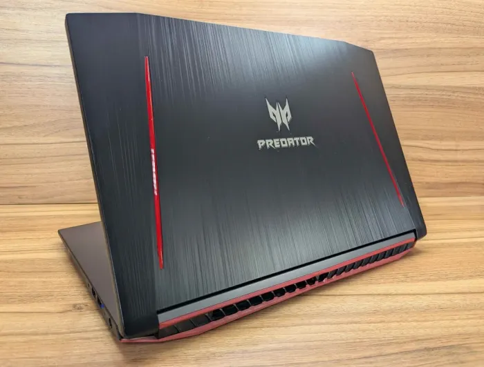 Ігровий ноутбук Acer Predator PH 317-51 / 17.3" (1920x1080) IPS / Intel Core i7-7700HQ (4 (8) ядра по 2.8 - 3.8 GHz) / 32 GB DDR4 / 256 GB SSD + 1000 GB HDD / nVidia GeForce GTX 1060, 6 GB GDDR5, 192-bit / WebCam / Windows 10 б/у - зображення 7