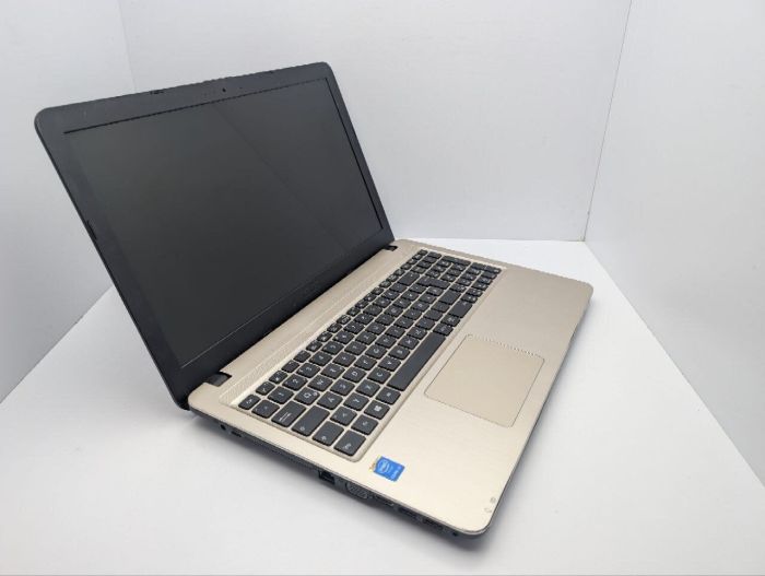 Ноутбук Asus R540L / 15.6" (1366x768) TN / Intel Core i3-4005U (2 (4) ядра по 1.7 GHz) / 8 GB DDR3 / 120 GB SSD / Intel HD Graphics 4400 / WebCam / DVD-ROM б/в - зображення 6