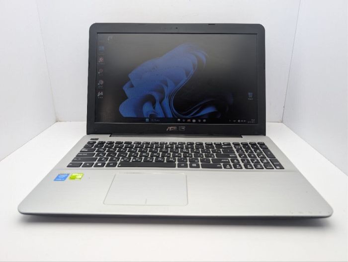 Ноутбук Asus R556L / 15.6" (1366x768) TN / Intel Core i3-4005U (2 (4) ядра по 1.7 GHz) / 8 GB DDR3 / 128 GB SSD / nVidia GeForce 920M, 2 GB GDDR3, 64-bit / WebCam / DVD-ROM б/в - изображение 2