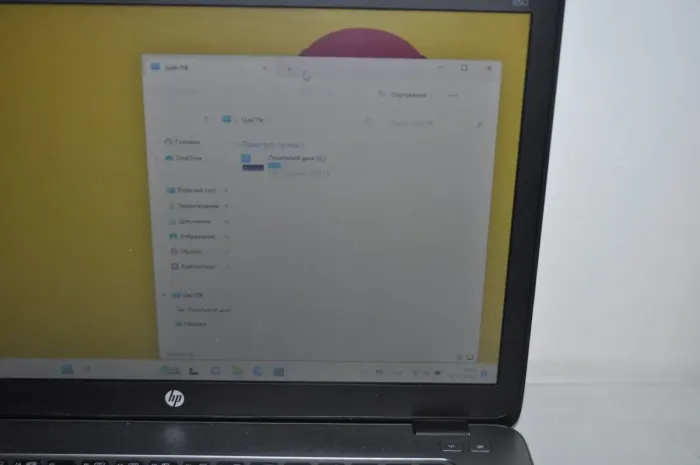 Ноутбук Б-клас HP EliteBook 850 G2 / 15.6" (1366x768) TN / Intel Core i5-5200U (2 (4) ядра по 2.2 - 2.7 GHz) / 8 GB DDR3 / 240 GB SSD / Intel HD Graphics 5500 / WebCam / Windows 11 Pro б/у - зображення 8