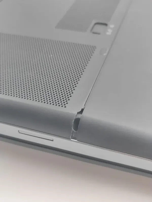 Мобільна робоча станція Б-клас Dell Precision 7510 / 15.6" (1920x1080) IPS / Intel Xeon E3-1535M v5 (4 (8) ядра по 2.9 - 3.8 GHz) / 16 GB DDR4 / 256 GB SSD / nVidia Quadro M2000M, 4 GB GDDR5, 128-bit б/в - зображення 13