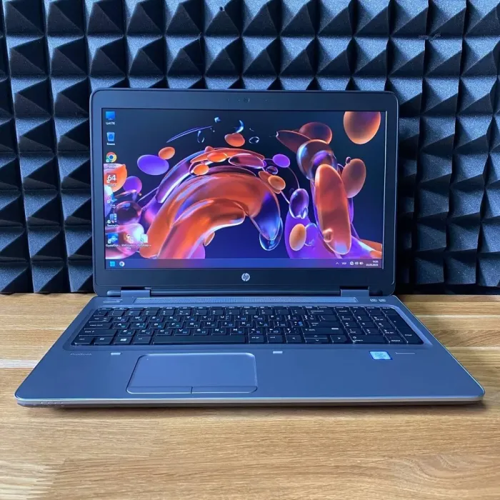 Ноутбук HP ProBook 650 G2 / 15.6" (1366x768) TN / Intel Core i5-6300U (2 (4) ядра по 2.4 - 3.0 GHz) / 8 GB DDR4 / 256 GB SSD / Intel HD Graphics 520 / WebCam б/в - зображення 2