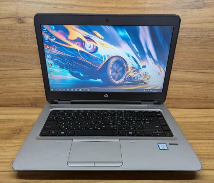 Ноутбук Б-клас HP ProBook 640 G2 / 14" (1366x768) TN / Intel Core i5-6300U (2 (4) ядра по 2.4 - 3.0 GHz) / 8 GB DDR4 / 256 GB SSD / Intel HD Graphics 520 / WebCam / Fingerprint / Windows 10 б/в - зображення 2