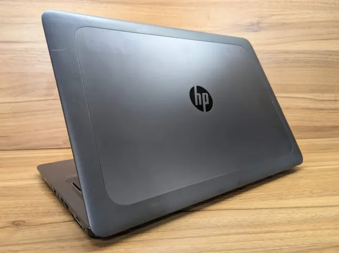 Ноутбук Б-клас HP zBook 15u G3 / 15.6" (1920x1080) IPS / Intel Core i7-6500U (2 (4) ядра по 2.5 - 3.1 GHz) / 8 GB DDR4 / 256 GB SSD / AMD FirePro W4190M, 2 GB GDDR5, 128-bit / WebCam / Fingerprint / Windows 10 б/в - зображення 8