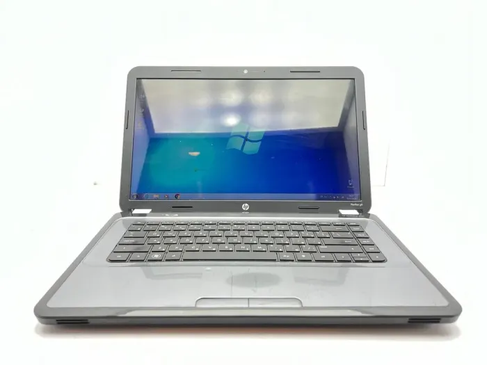 Ноутбук Б клас HP Pavilion G6 1232SR / 15.6" (1366x768) TN / AMD A6-3400M (4 ядра по 1.4 - 2.3 GHz) / 4 GB DDR3 / 320 GB HDD / AMD Radeon HD 6520G / WebCam б/в - зображення 2