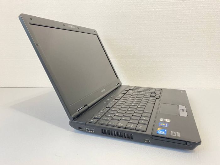 Ноутбук Б-клас Toshiba Tecra A11-19C / 15.6" (1600x900) TN / Intel Core i5-560M (2 (4) ядра по 2.66 - 3.2 GHz) / 8 GB DDR3 / 128 GB SSD / Intel HD Graphics / WebCam / DVD-RW / miniDP б/в - зображення 5
