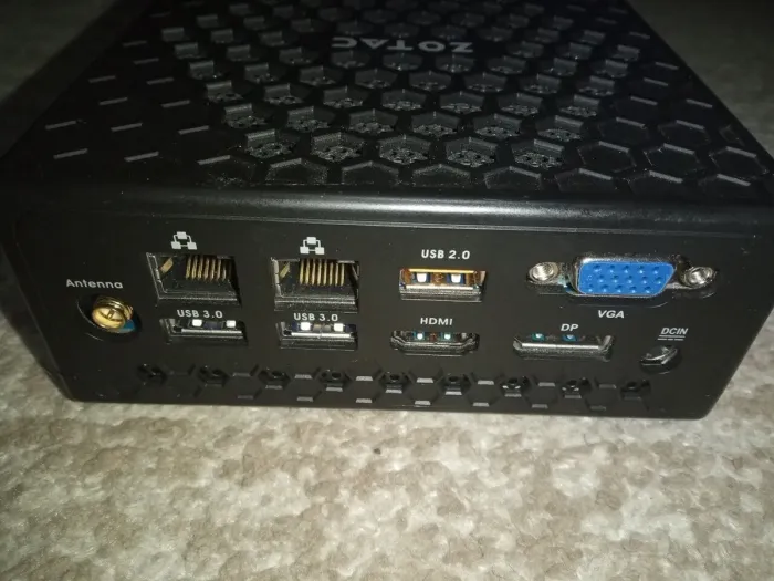 Неттоп Zotac ZBOX CI329 Nano USFF / Intel Celeron N4100 (4 ядра по 1.1 - 2.4 GHz) / 4 GB DDR4 / 120 GB SSD / Intel UHD Graphics 600 б/в - изображение 5