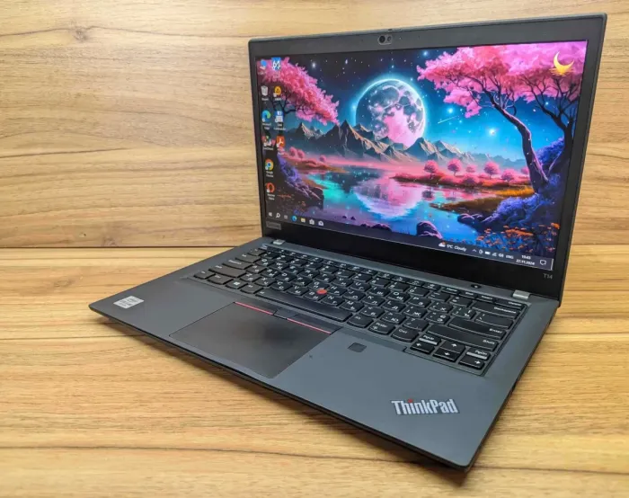 Ультрабук Lenovo ThinkPad T14 Gen 1 / 14" (1920x1080) IPS / Intel Core i5-10310U (4 (8) ядра по 1.7 - 4.4 GHz) / 32 GB DDR4 / 512 GB SSD / Intel UHD Graphics / WebCam / TouchID / Windows 10 б/в - зображення 5