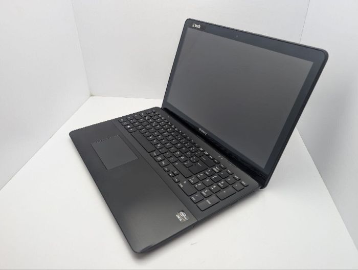 Ноутбук Sony SVF15 / 15.6" (1366x768) TN Touch / Intel Core i5-3337U (2 (4) ядра по 1.8 - 2.7 GHz) / 8 GB DDR3 / 240 GB SSD / Intel HD Graphics 4000 / WebCam / DVD-ROM б/в - зображення 7