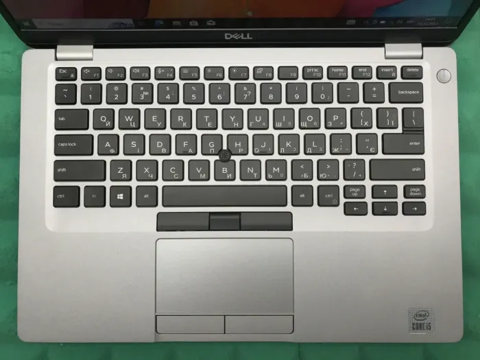 Ультрабук Б-клас Dell Latitude 5410 / 14" (1920x1080) IPS / Intel Core i5-10310U (4 (8) ядра по 1.7 - 4.4 GHz) / 16 GB DDR4 / 256 GB SSD M.2 / Intel UHD Graphics / WebCam / USB 3.1 / HDMI / Windows 10 б/в - зображення 4