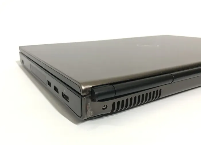 Мобільна робоча станція Б-класу Dell Precision M6700 / 17.3" (1920x1080) TN / Intel Core i7-3720QM (4 (8) ядра по 2,6 - 3,6 ГГц) / 16 ГБ DDR3 / 256 ГБ SSD / nVidia Quadro K3000M, 2 ГБ GDDR5, 256-біт / WebCam / Win 10 Pro б/в - зображення 10