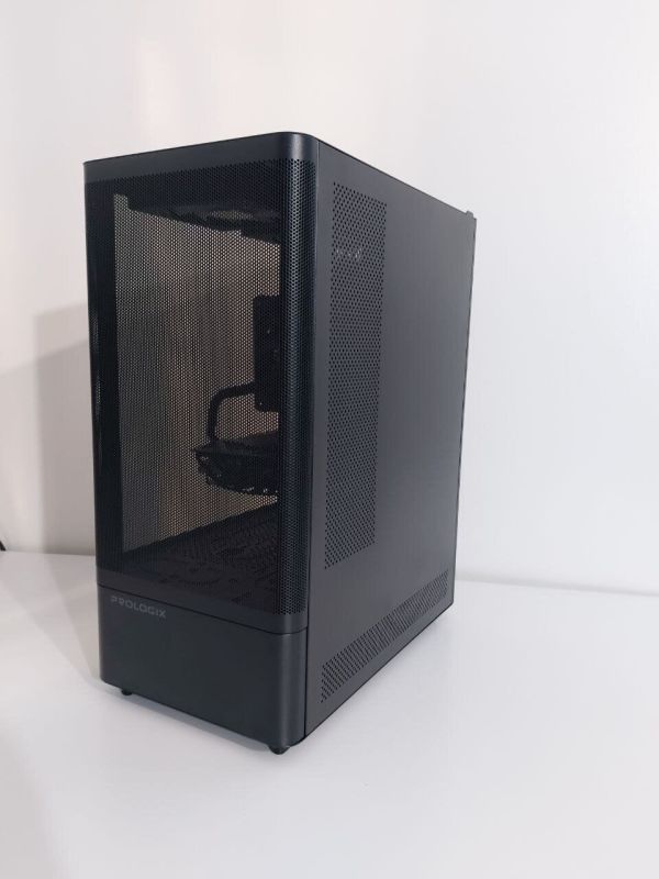 Ігровий ПК Prologix GM-01MAB Tower / Intel Core i7-6700K (4 (8) ядра по 4,2 - 4,2 ГГц) / 24 ГБ DDR4 / 256 ГБ SSD M.2 + 1000 ГБ HDD / nVidia GeForce GTX 1070, 8 ГБ GDDR5, 256-біт / 600 Вт б/в - зображення 5