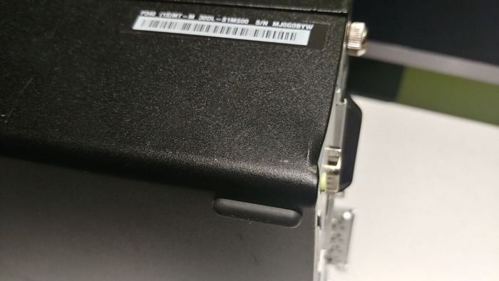 Комп'ютер класу B Lenovo ThinkStation P340 SFF / Intel Xeon W-1250 (6 (12) ядер по 3,3 - 4,7 ГГц) / 16 ГБ DDR4 / 256 ГБ SSD / Intel UHD Graphics P630 / COM-порт / DisplayPort б/в - зображення 5