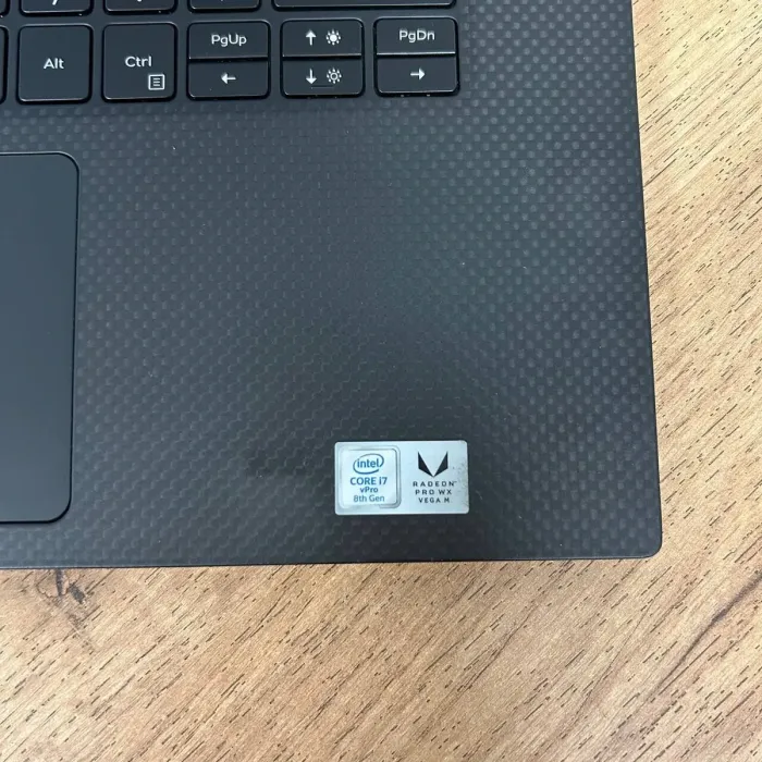 Ігровий ультрабук-трансформер Dell Precision 5530 2-in-1 / 15.6" (1920x1080) IPS Touch / Intel Core i7-8706G (4 (8) ядра по 3.1 - 4.1 GHz) / 16 GB DDR4 / 512 GB SSD / AMD Radeon Pro WX Vega M GL, 4 GB HBM2, 1024-bit / WebCam б/в - зображення 9