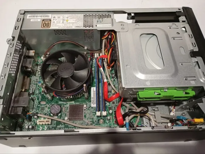 ПК Б-клас Acer Veriton X2611G SFF / Intel Core i5-4570S (4 ядра по 2.9 - 3.6 GHz) / 8 GB DDR3 / 120 GB SSD / Intel HD Graphics 4600 / DVD-RW б/в - зображення 5