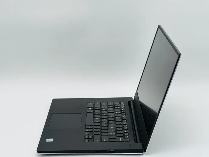 Мобільна робоча станція Dell Precision 5540 / 15.6" (1920x1080) IPS / Intel Xeon E-2276M (6 (12) ядер по 2.8 - 4.7 GHz) / 16 GB DDR5 / 512 GB SSD / nVidia Quadro T2000, 4 GB GDDR5, 128-bit / WebCam б/в - зображення 4
