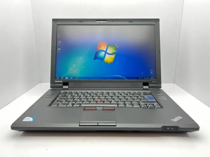 Ноутбук Lenovo ThinkPad SL510 / 15.6" (1366x768) TN / Intel Pentium T4500 (2 ядра по 2.3 GHz) / 4 GB DDR3 / 320 GB HDD / Intel HD Graphics / WebCam б/в - зображення 2