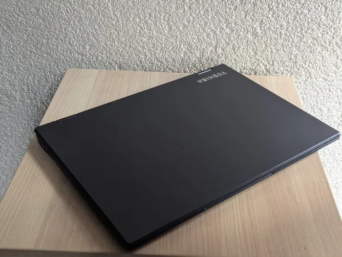Нетбук Toshiba Portege X20W-E / 12.5" (1920x1080) TN Touch / Intel Core i5-8350U (4 (8) ядра по 1.7 - 3.6 GHz) / 16 GB DDR3 / 128 GB SSD / Intel UHD Graphics 620 / WebCam б/в - зображення 8