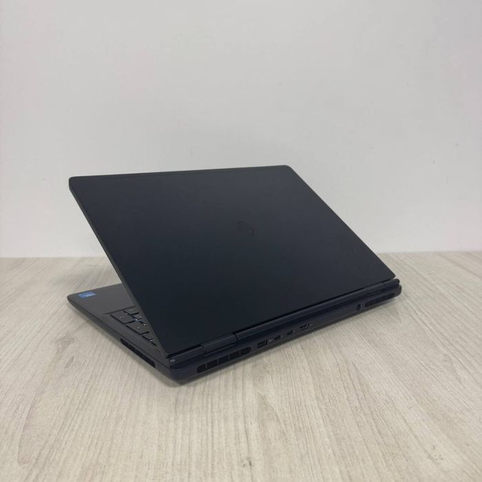 Ігровий ноутбук Dell Alienware 16 Aurora / 16" (2560x1600) IPS / Intel Core 9 270H (14 (20) ядер по 2,7 - 5,8 ГГц) / 16 ГБ DDR5 / 512 ГБ SSD / nVidia GeForce RTX 5070, 8 ГБ GDDR7, 128-bit / WebCam б/в - изображение 5