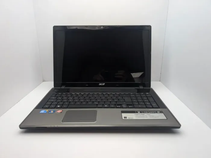 Ноутбук Acer Aspire 7745G / 17.3" (1600x900) TN / Intel Core i5-430M (2 (4) ядра по 2.26 - 2.53 GHz) / 6 GB DDR3 / 120 GB SSD / ATI Radeon HD 6850, 1 GB DDR3, 128-bit / WebCam б/в - зображення 7