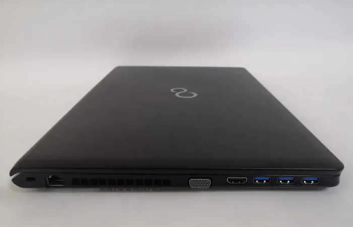 Ноутбук Б-клас Fujitsu LifeBook А555 / 15.6" (1366x768) TN / Intel Core i3-5005U (2 (4) ядра по 2.0 GHz) / 8 GB DDR3 / 128 GB SSD / Intel HD Graphics 5500 / WebCam / Windows 10 Pro б/в - зображення 5