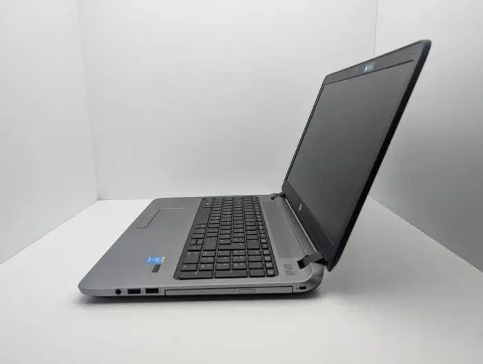 Ноутбук HP ProBook 450 G2 / 15.6" (1366x768) TN / Intel Core i5-4210U (2 (4) ядра по 1.7 - 2.7 GHz) / 6 GB DDR3 / 240 GB SSD / Intel HD Graphics 4400 / WebCam б/в - зображення 4