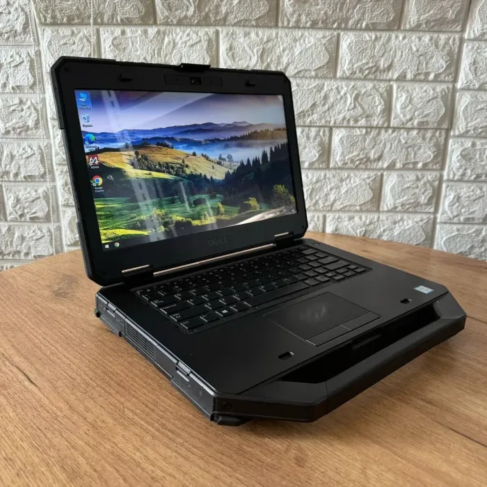 Захищений ноутбук Б-клас Dell Latitude 5414 Rugged / 14" (1366x768) TN / Intel Core i5-6300U (2 (4) ядра по 2.4 - 3.0 GHz) / 8 GB DDR4 / 512 GB SSD / Intel HD Graphics 520 / WebCam б/в - зображення 4