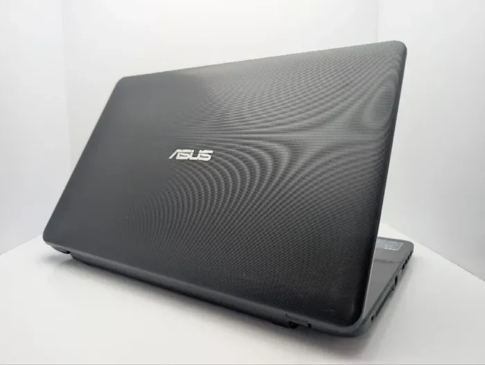 Ноутбук Asus R752M / 17.3" (1600x900) TN / Intel Pentium N3540 (4 ядра по 2.16 - 2.66 GHz) / 8 GB DDR3 / 240 GB SSD / Intel HD Graphics / WebCam / DVD-ROM б/в - зображення 8