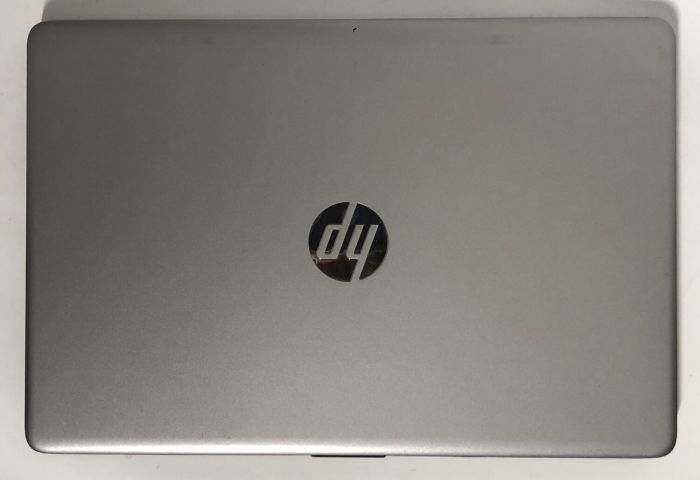 Ультрабук HP 250 G8 / 15.6" (1920x1080) IPS / Intel Core i5-1135G7 (4 (8) ядра по 2.4 - 4.2 GHz) / 8 GB DDR4 / 256 GB SSD NVMe / Intel Iris Xe Graphics / WebCam / Win 10 Pro б/в - зображення 7